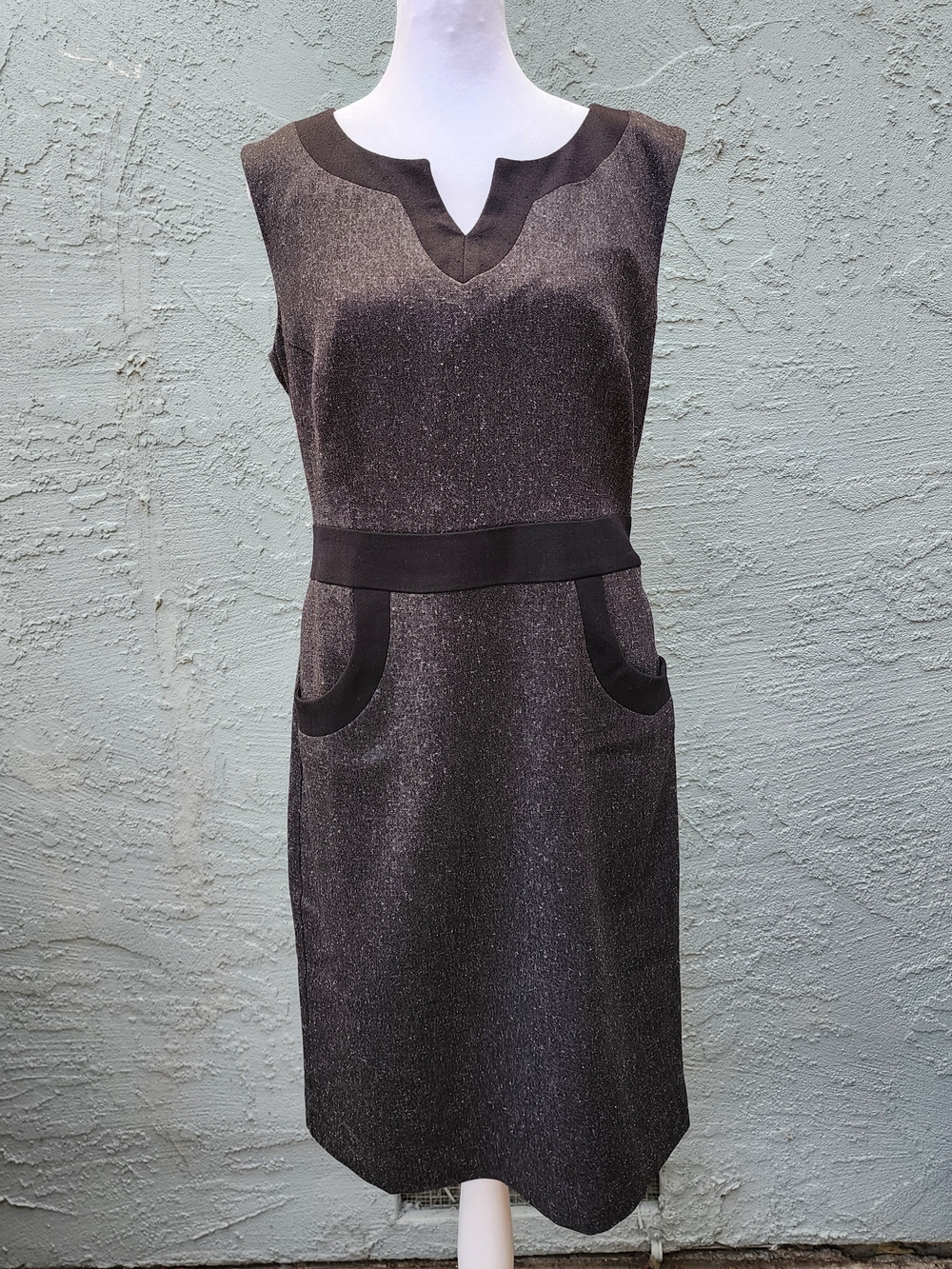 Merona Charcoal Gray & Black Textured Sheath Dress [10]